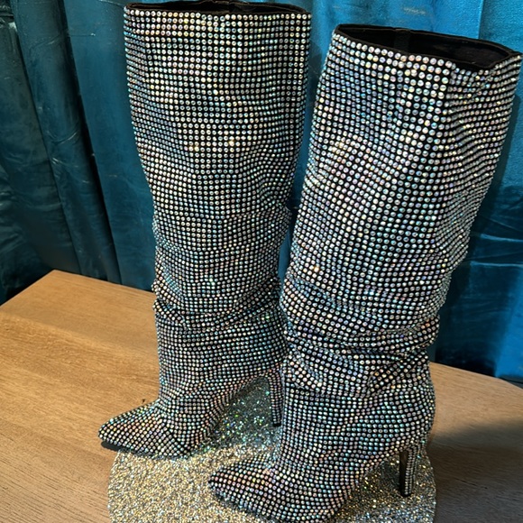 Steve Madden Crushing Rhinestone Boot - Picture 4 of 10